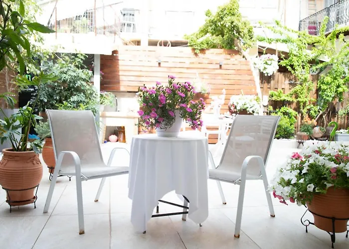 Santacara City Apartment